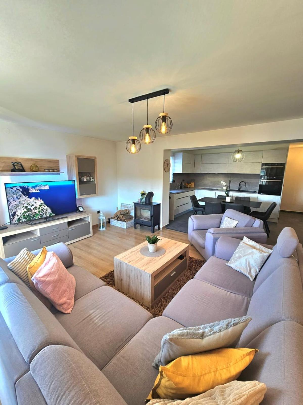 Apartment Paula ヤドラニヴォ エクステリア 写真