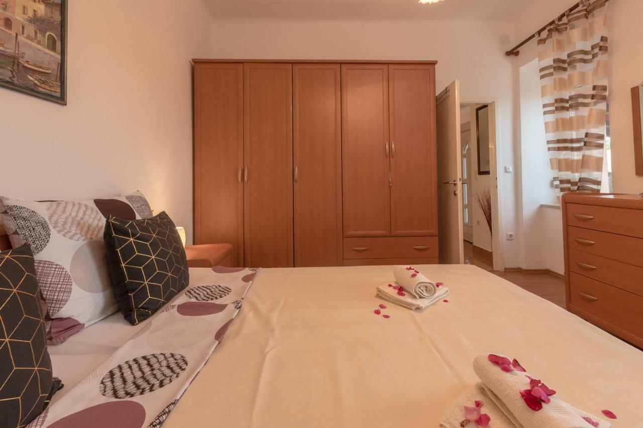 Apartment Paula ヤドラニヴォ エクステリア 写真